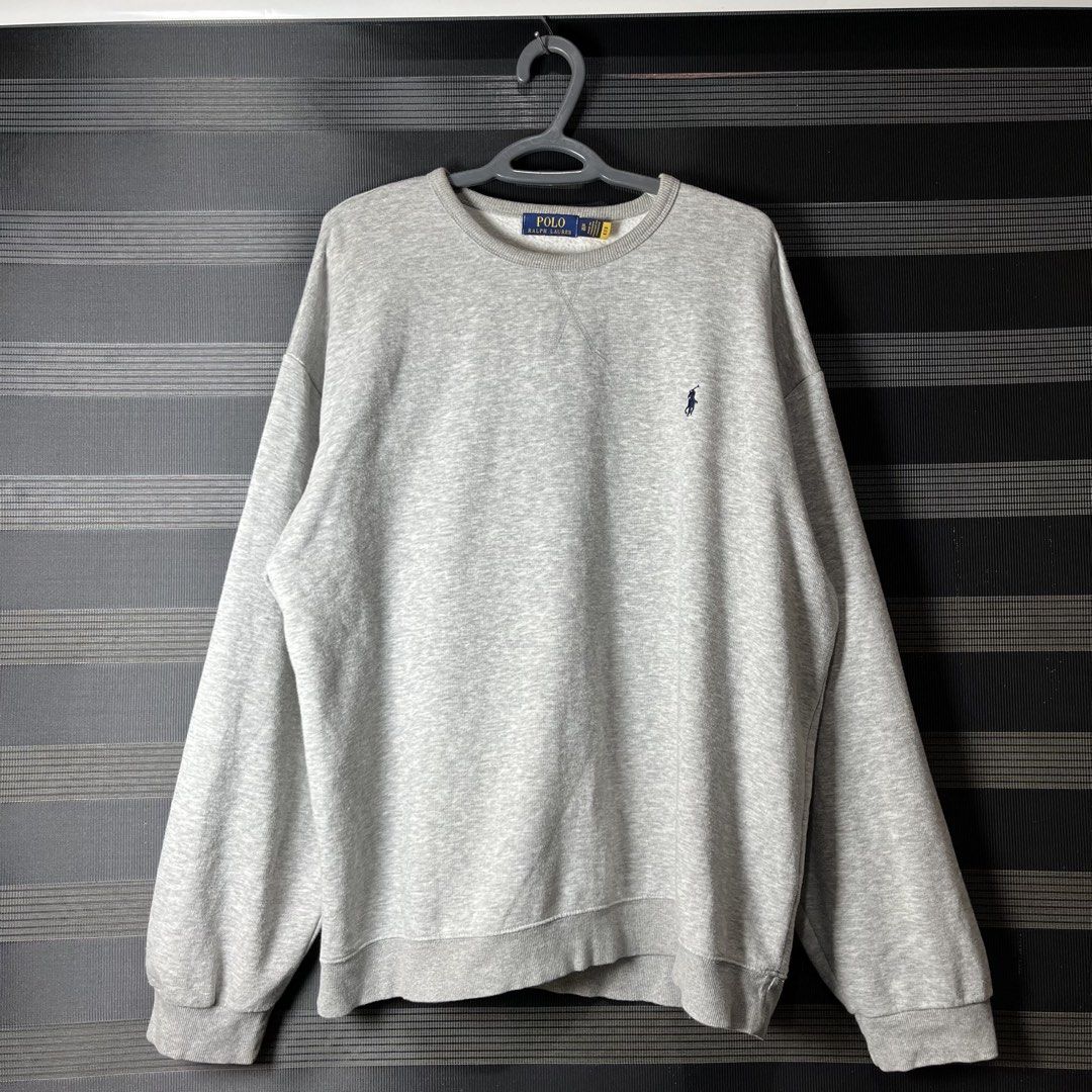 Ralph Lauren Crewneck longsleeve (Category: Coats, Jackets and Outerwear) located in Koronadal. Submitted by _06ragz (Listing ID 1447739041, Image 1). Description: 27/29 MINIMAL LINTS VGOOD .