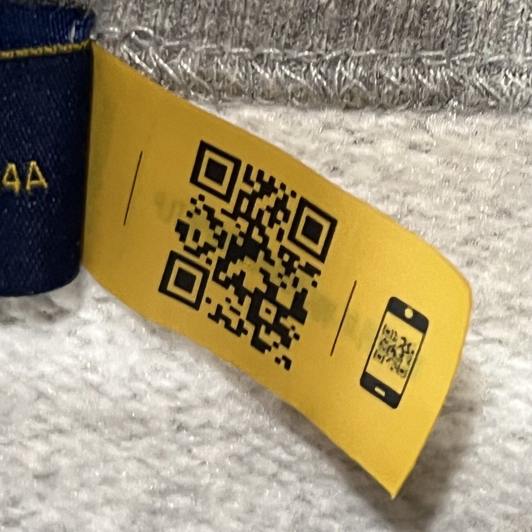 Ralph Lauren Crewneck longsleeve (Category: Coats, Jackets and Outerwear) located in Koronadal. Submitted by _06ragz (Listing ID 1447739041, Image 3). Description: 27/29 MINIMAL LINTS VGOOD .