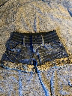 (Category: ) located in . Submitted by lolfiya (Listing ID 1447775538, Image 1). Description: .