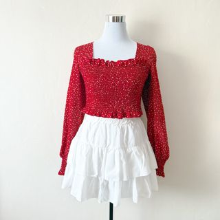 (Category: ) located in . Submitted by rosywardrobe (Listing ID 1447790543, Image 1). Description: .