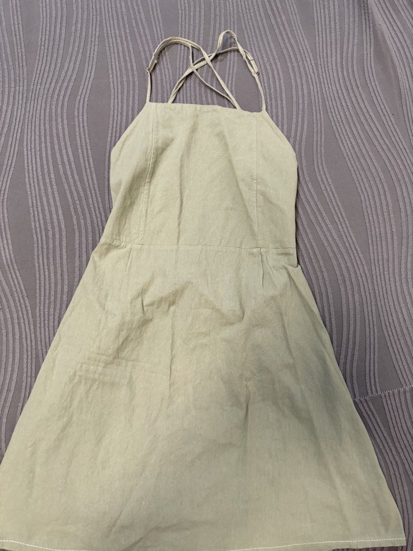Julia Backless Linen Mini Dress (Category: Dresses) located in Arayat. Submitted by decluk8 (Listing ID 1447880619, Image 3). Description: Color: Sage Green Size: Small W/ adjustable straps.