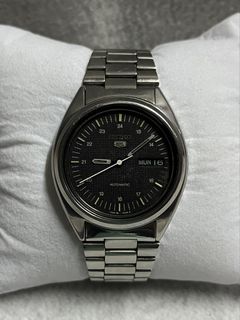 (Category: ) located in . Submitted by classictimepieces (Listing ID 1447781983, Image 1). Description: .