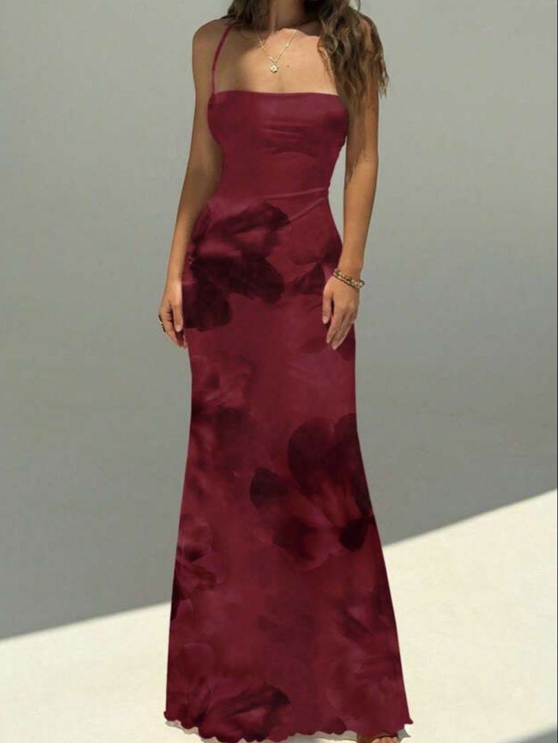 Shein Floral Backless Halter Dress (Category: Dresses) located in Taguig. Submitted by mnllxo (Listing ID 1447732054, Image 1). Description: .