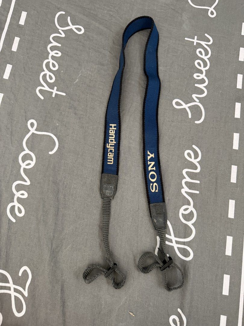 Sony Handycam Camera Strap Lace (Category: Camera Bags & Carriers) located in Cavite. Submitted by kimymaegorospe (Listing ID 1447857317, Image 1). Description: .
