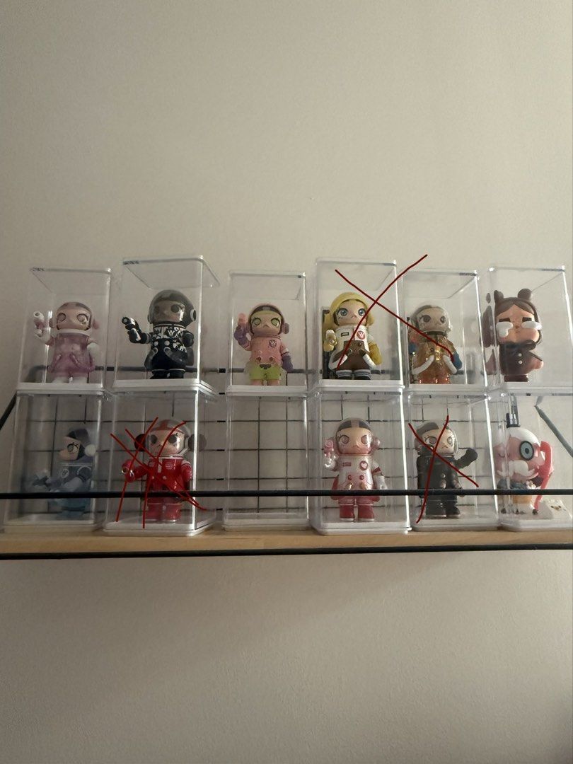 Space Molly (Category: Other Home Decor) located in Pasig City. Submitted by Andyglambeautyph (Listing ID 1447645069, Image 1). Description: - Space Molly for sale each - Each comes in its own clear display case - Perfect for collectors or unique home decor - All figures are in excellent, protected condition PLEASE READ: Per piece is 400 PHP .