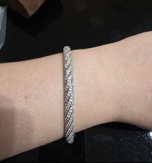 (Category: ) located in . Submitted by luxforles (Listing ID 1447760257, Image 1). Description: .