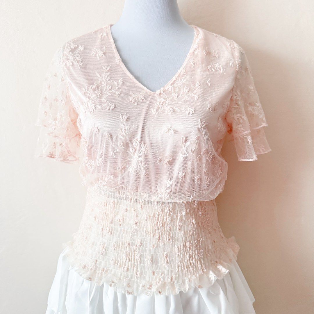 Spicy Sugar Fairy Top (Category: Others Tops) located in Antipolo. Submitted by rosywardrobe (Listing ID 1447809754, Image 3). Description: 🎀 MAKE READING A HABIT 🎀 • No order form, no reservation! • Strictly 1 day reservation • Payment first before order processing • No return, No exchange • Don’t make an offer if you’re not 100% sure • No shipping every weekends — PAYMENT CHANNELS — • GCash • Gotyme • Maya • BDO • BPI • Unionbank — DELIVERY M