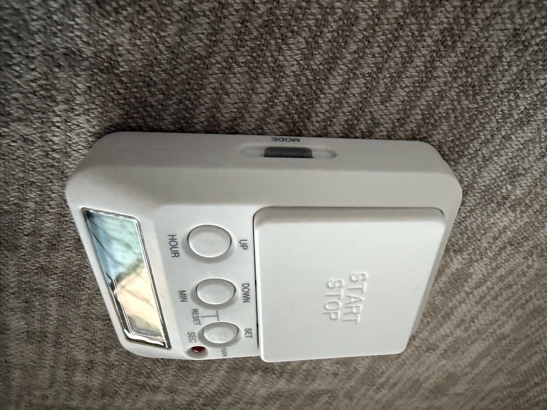 Study timer (Category: Stationery & School Supplies) located in Singapore. Submitted by new080 (Listing ID 1447707259, Image 3). Description: Preowned but hardly used In good condition Battery operated .