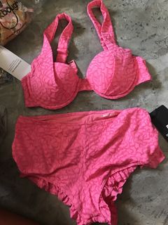 (Category: ) located in . Submitted by cheapswimsuits24 (Listing ID 1447824444, Image 1). Description: .