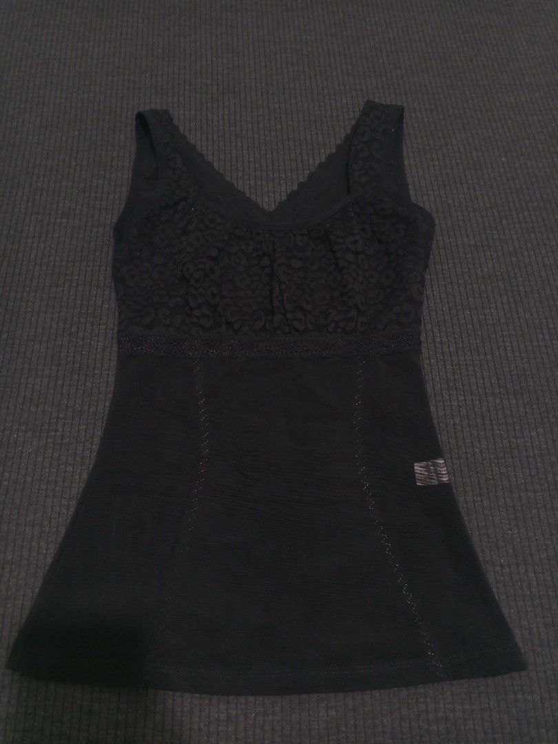 Tank Tops for Sale (Category: Sleeveless) located in Manila. Submitted by _iannyyy (Listing ID 1447709919, Image 3). Description: KAYS Pink and Black Laced Tank Top with Back Zipper [SOLD] Size: Small Width (Pit to Pit): 13 inches Length: 25 inches Color: Pink and black Condition: 9/10 Black Leopard Print Laced Tank Top Size: Extra extra small to extra small Width (Pit to Pit): 13 inches Length: 22 inches Color: Pink and black Condition: 10/10 Pr