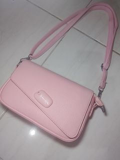 (Kategori: ) berada di . Dikirim oleh snoopyreloved (ID iklan 1447848022, Gambar 1). Deskripsi: .