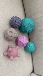 （分類：）位於 。 由 mimikyus 提交（商品編號 1447734670，圖片 1）。簡介： 。
