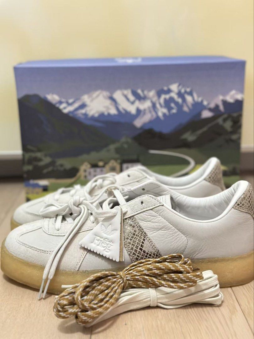 The 8th St BW Army by Ronnie Fieg for Adidas Originals & Clarks Originals (BW Army Kith x Clarks) （分類：波鞋）位於 Hong Kong。 由 ddb67 提交（商品編號 1447783190，圖片 2）。簡介： Brand new Never used Excellent condition。