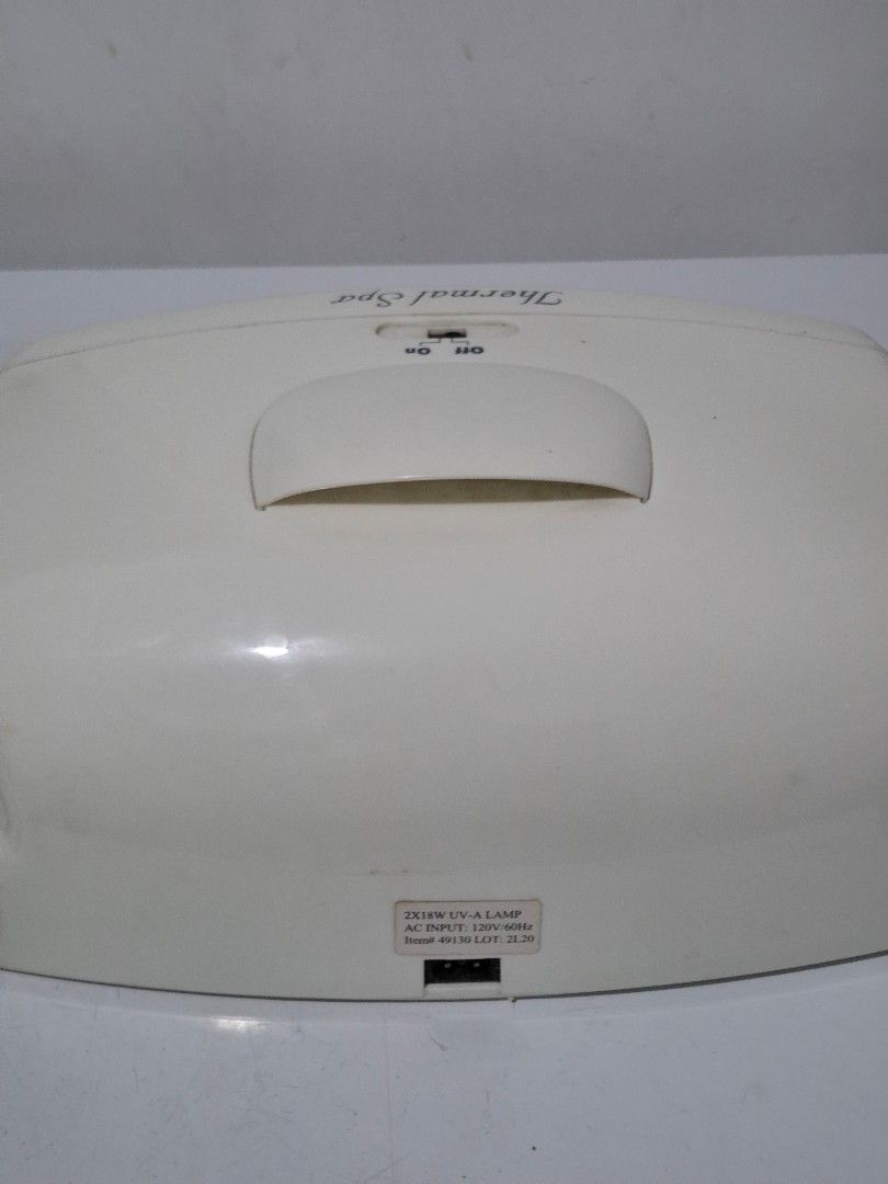 Thermal Spa UV Gel Light Nail Dryer (Category: Hands & Nails) located in San Ildefonso. Submitted by indaaay (Listing ID 1447759399, Image 3). Description: pm for last price!.