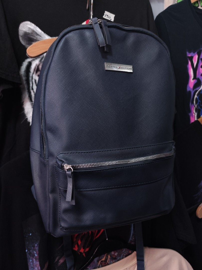 Tommy Hilfiger Faux Leather Backpack (Category: Backpacks) located in Bulacan. Submitted by emilj23 (Listing ID 1447717724, Image 2). Description: Tommy Hilfiger Backpack Condition 9.5/10 Color rate 9.5/10 No Issue.