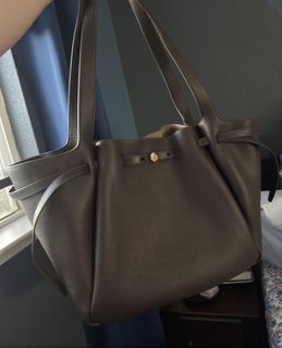 (Category: ) located in . Submitted by luxe_pick_planet (Listing ID 1447866879, Image 1). Description: .