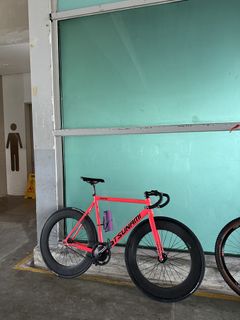 (Category: ) located in . Submitted by chillguybikes (Listing ID 1447825659, Image 1). Description: .