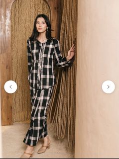 (Category: ) located in . Submitted by jannah_shoppe (Listing ID 1447697738, Image 1). Description: .