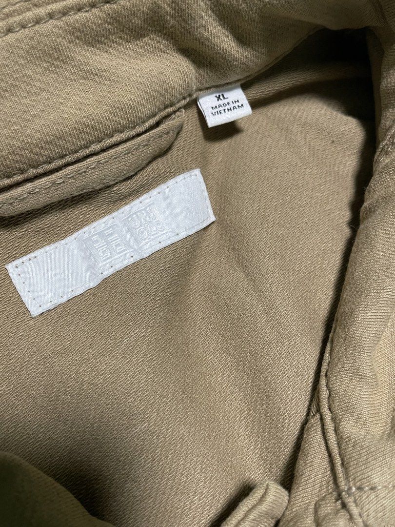 Uniqlo Work Jacket Khaki (Category: Coats, Jackets and Outerwear) located in Quezon City. Submitted by abc2xxx (Listing ID 1447691095, Image 3). Description: Used Uniqlo Work Jacket - Color: Khaki - Size: XL (Kindly Refer to Uniqlo Sizing for Men's Jacket) - Features: Button-up front, chest pocket, two lower pockets, classic collar - Cond 9.5/10 Location: Quezon City around Congressional Extension Area.