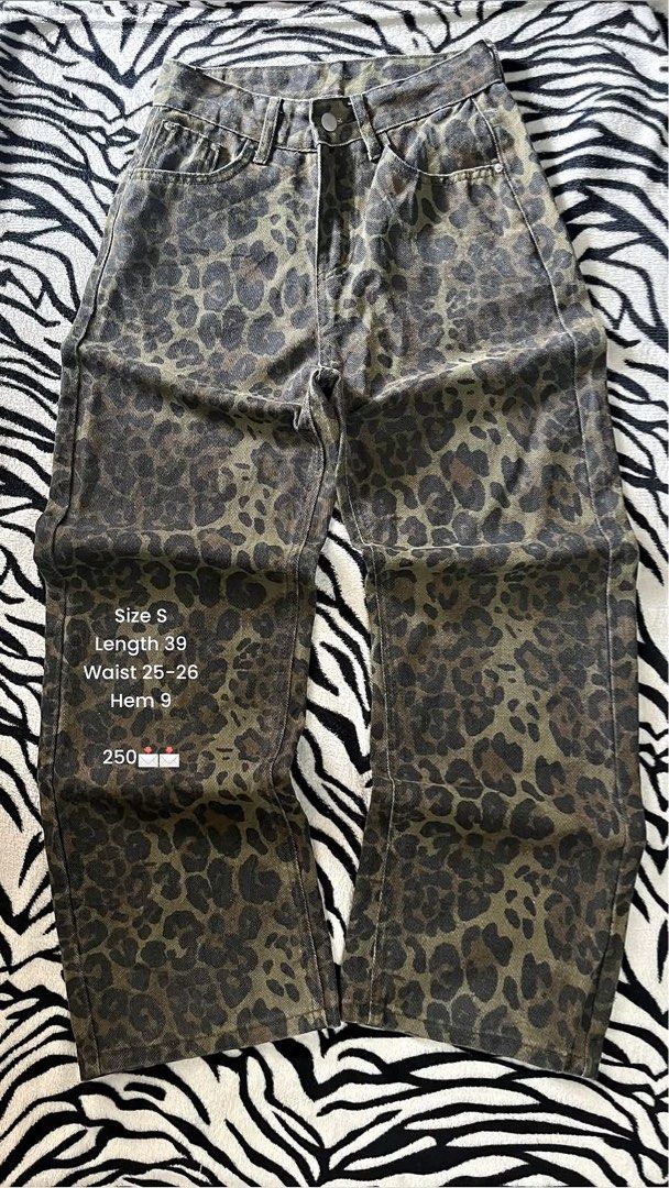 Unisex Leopard Pants (Category: Jeans) located in Santo Tomas. Submitted by venpineda (Listing ID 1447736333, Image 1). Description: No issue Pampanga location .