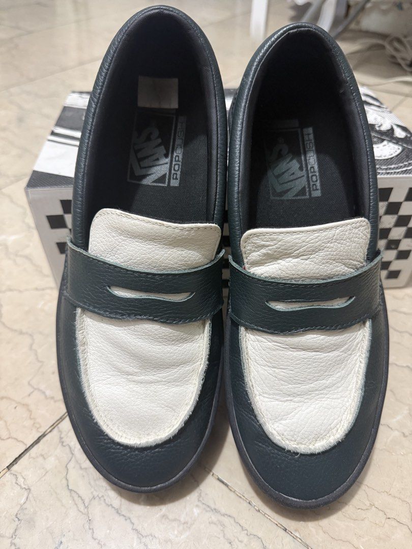 Vans Skate Loafer (Category: Sneakers) located in Manila. Submitted by razbeh (Listing ID 1447812304, Image 3). Description: Vans Skate Loafer Size 8 .