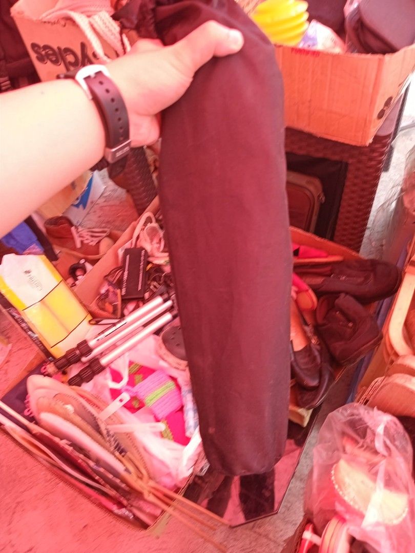 Vct tripod (Category: Camera Bags & Carriers) located in Taguig. Submitted by ashicollection (Listing ID 1447863734, Image 3). Description: Please read! For sure buyer only! NO COD/COP No reservation The items will be sold to the first payer w/o prior notice. Verbal reservations are not acceptable. Note: All items are vintage. Please manage your expectations accordingly. G cash payment. Shipping via Lalamove Metro Manila. For province: J and T Sh