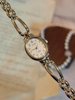 (Category: ) located in . Submitted by vintage.instyle (Listing ID 1447844736, Image 1). Description: .