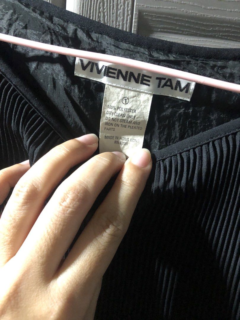 VIVIENNE TAM DRESS SMALL TO MEDIUM (Category: Dresses) located in Pasay City. Submitted by karendgn (Listing ID 1447771523, Image 2). Description: no flaws good as new.