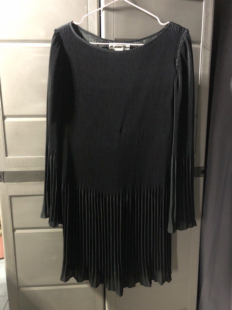 VIVIENNE TAM DRESS SMALL TO MEDIUM (Category: Dresses) located in Pasay City. Submitted by karendgn (Listing ID 1447771523, Image 1). Description: no flaws good as new.