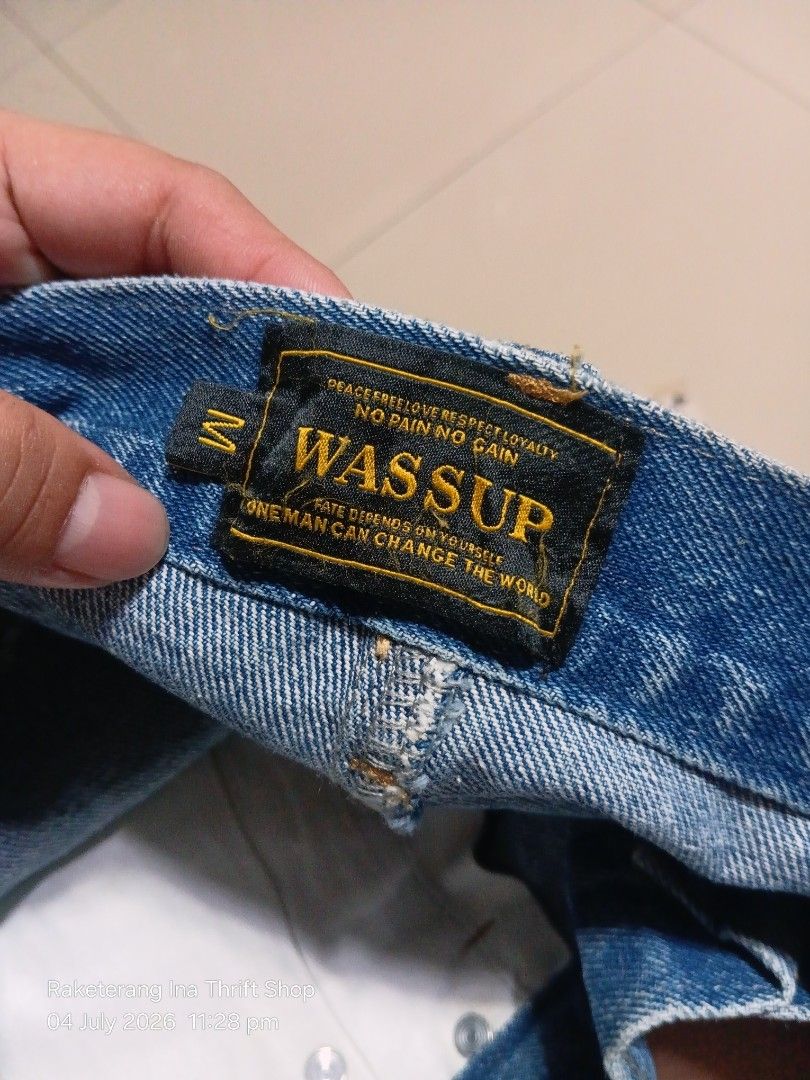 WASSUP Denim Jeans Size M 30-31 (Category: Jeans) located in Valenzuela. Submitted by AnahThrift (Listing ID 1447766979, Image 2). Description: - WASSUP denim jeans - Tagged size: M - Fits waist: 30-31 inches - Length: 42 inches - Inseam: 7.5 inches - Color: Classic blue wash - Closure: Button fly - Perfect for everyday wear.