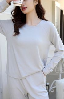(Category: ) located in . Submitted by dailywears7 (Listing ID 1447716242, Image 1). Description: .