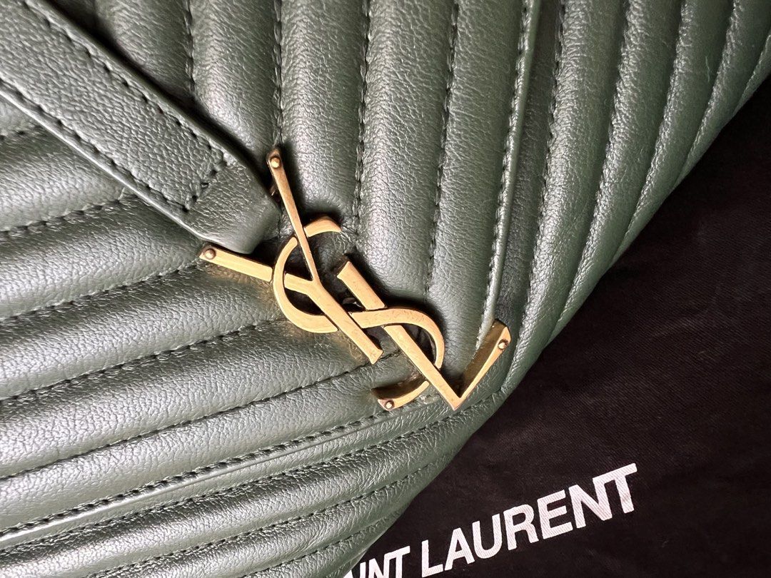 YSL MATELASSE CHEVRON (Category: Luxury Bags & Wallets) located in Manila. Submitted by mumuershi (Listing ID 1447835461, Image 3). Description: YSL Envelope Bag (Sheepskin Matelasse Chevron Dark Green) Newly cleaned No foul smell Some scuffs and scratches are fixed (professionally) No issues INCLUSION: Dust bag.