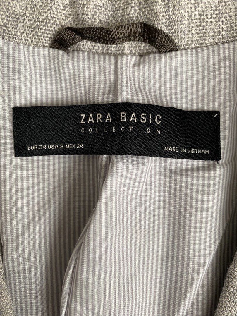 Zara Basic Collection Blazer (Category: Coats, Jackets and Outerwear) located in Shah Alam. Submitted by jom_thrift_with_me (Listing ID 1447719043, Image 1). Description: Negotiable. Refer pictures for descriptions. .