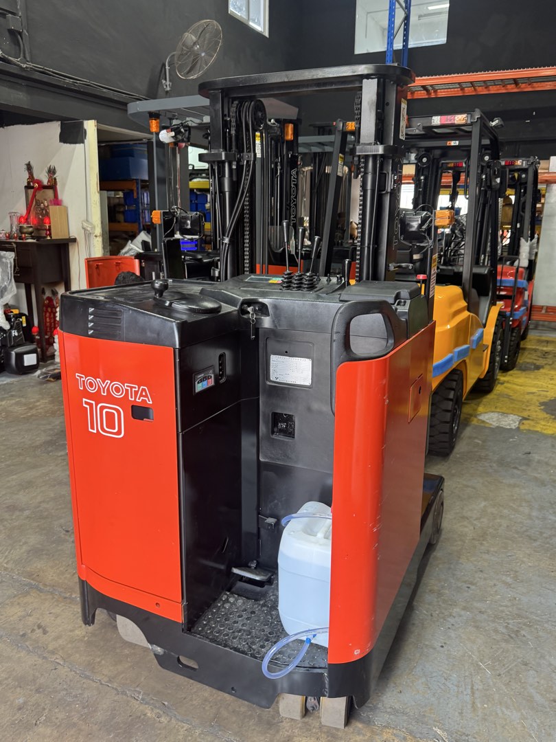 (Category: ) located in . Submitted by usedequipmentforkliftstacker (Listing ID 1448034832, Image 1). Description: .