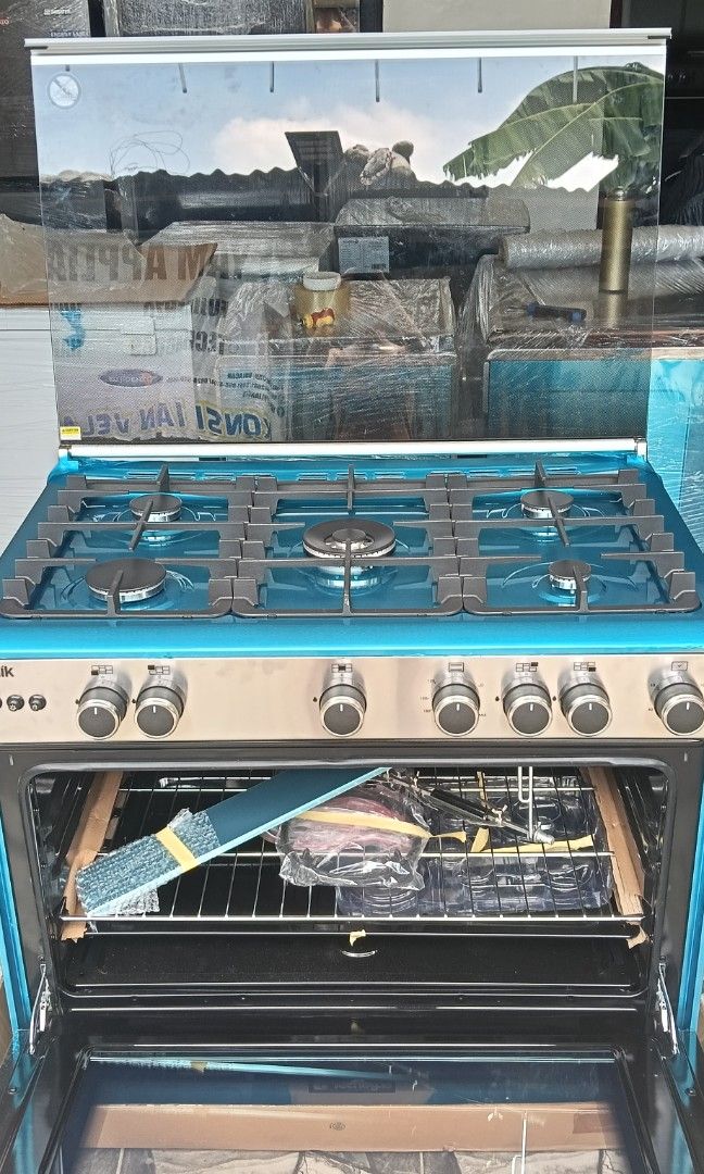 90cm Gas Range Tecnogas with Full Oven (Category: Cookers) located in Caloocan City. Submitted by yam_appliances (Listing ID 1447990140, Image 1). Description: 90 cm Cooking Range 5 Gas Burners with Wok Burner Cast Iron Pan Support Sabaf / Defendi Burners Full Electric Ignition Minute Minder Full Stainless Steel Oven Features: Gas Oven / Gas Grill 3 Cooking Functions Thermostat Controlled Oven Oven Safety Valves Double Glass LOW-E Oven Door 130 L