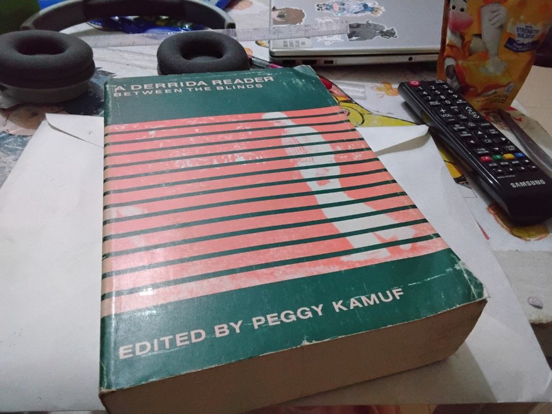 A Derrida Reader: Between The Blinds (Category: Storybooks) located in Manila. Submitted by completinggaddiscollection (Listing ID 1447899060, Image 2). Description: Manage your expectations, this is an old work of coal dm for more info!.