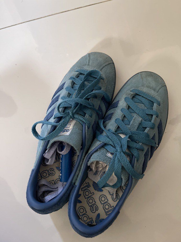 Adidas Bali (Kategori: Sepatu Wanita) berada di Denpasar. Dikirim oleh goodstuffbyss (ID iklan 1447931239, Gambar 2). Deskripsi: Jarang dipakai Original 100% beli di store adidas PVJ Size US 5/UK 4 1/2 / 37 1/3 Made in Vietnam Gratis ongkir Jawa - Bali Tidak ada oren karna ga ngerti 😭 maafkan, tapi trusted 100%.