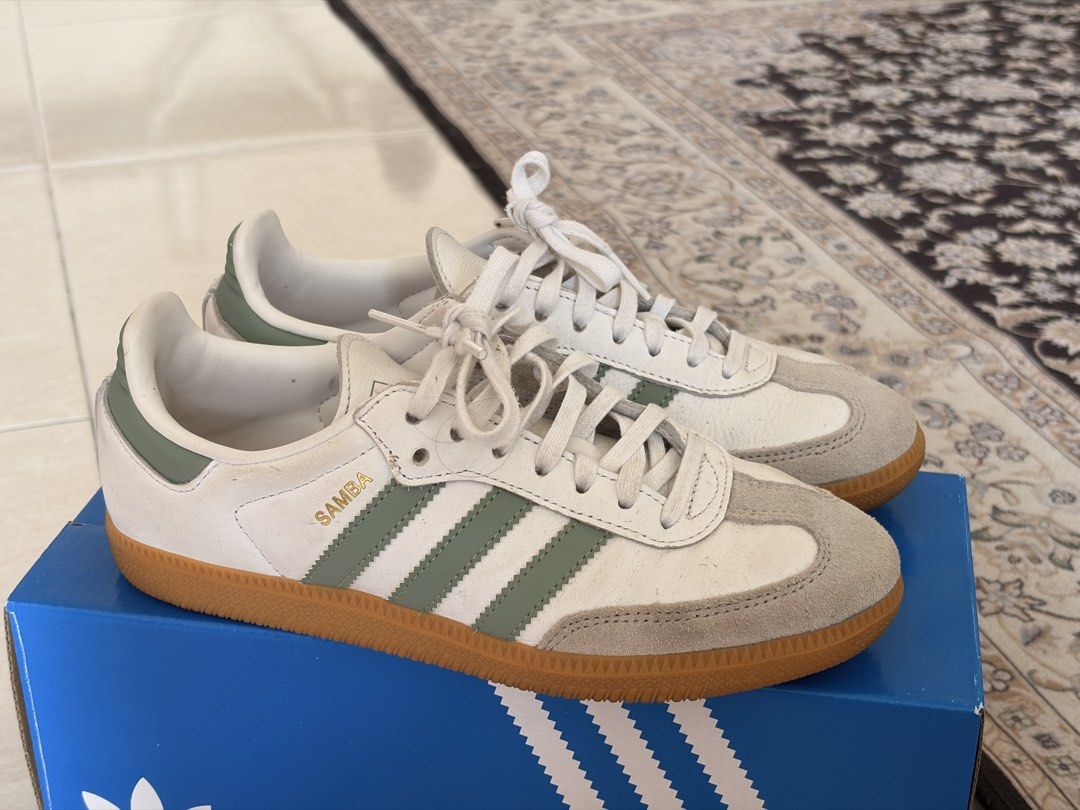 Adidas Samba OG White Green (Category: Sneakers) located in Batu Caves. Submitted by slvqsoull (Listing ID 1447940667, Image 1). Description: Pm if interested ‼️ 4UK women.
