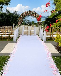 (Category: ) located in . Submitted by blossomandfleurfloristry (Listing ID 1447970311, Image 1). Description: .