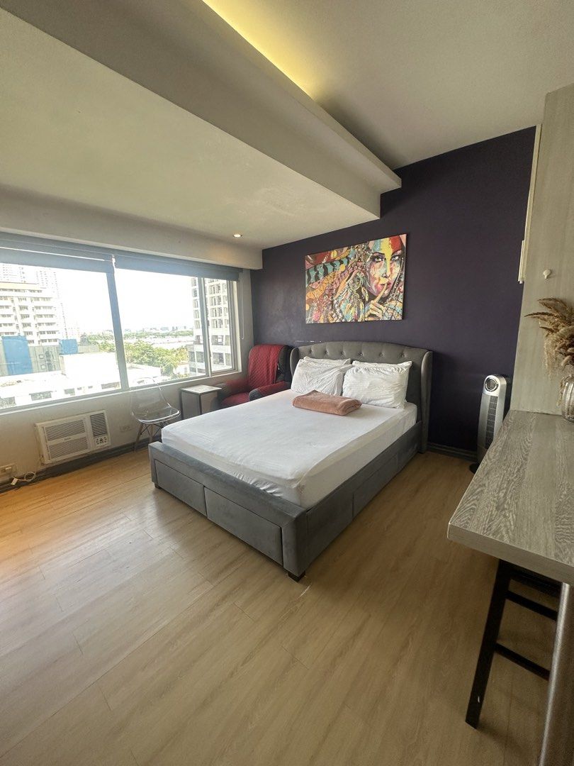 Alpha Grandview Studio unit for sale (Category: Apartments & Condos) located in Manila. Submitted by ronald.pontuya (Listing ID 1447888832, Image 3). Description: studio unit for sale 32.90 sqm with side view of Manila Bay.