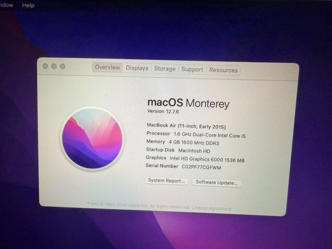 Apple MacBook Air 11-inch Early 2015 with Magic Mouse502177990077337601