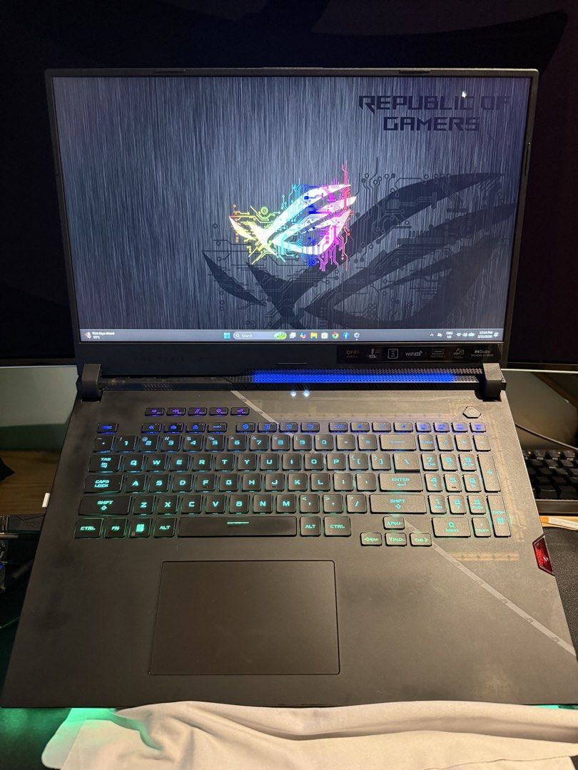 ASUS ROG Strix SCAR III Gaming Laptop (Category: Laptops & Notebooks) located in Caloocan City. Submitted by raighne19-43261 (Listing ID 1447925848, Image 1). Description: - ASUS ROG G17 2022 - INTEL i9 12900H - RTX 3070ti - 16GB DDR5 RAM UPGRADABLE - 1TB SSD PCIE NVME 4.0 - FREE ORIG PREDATOR LAPTOP BAG / GAMING 3 WAY RGB KEYBOARD E-yooso brand Meet up SM Naga .