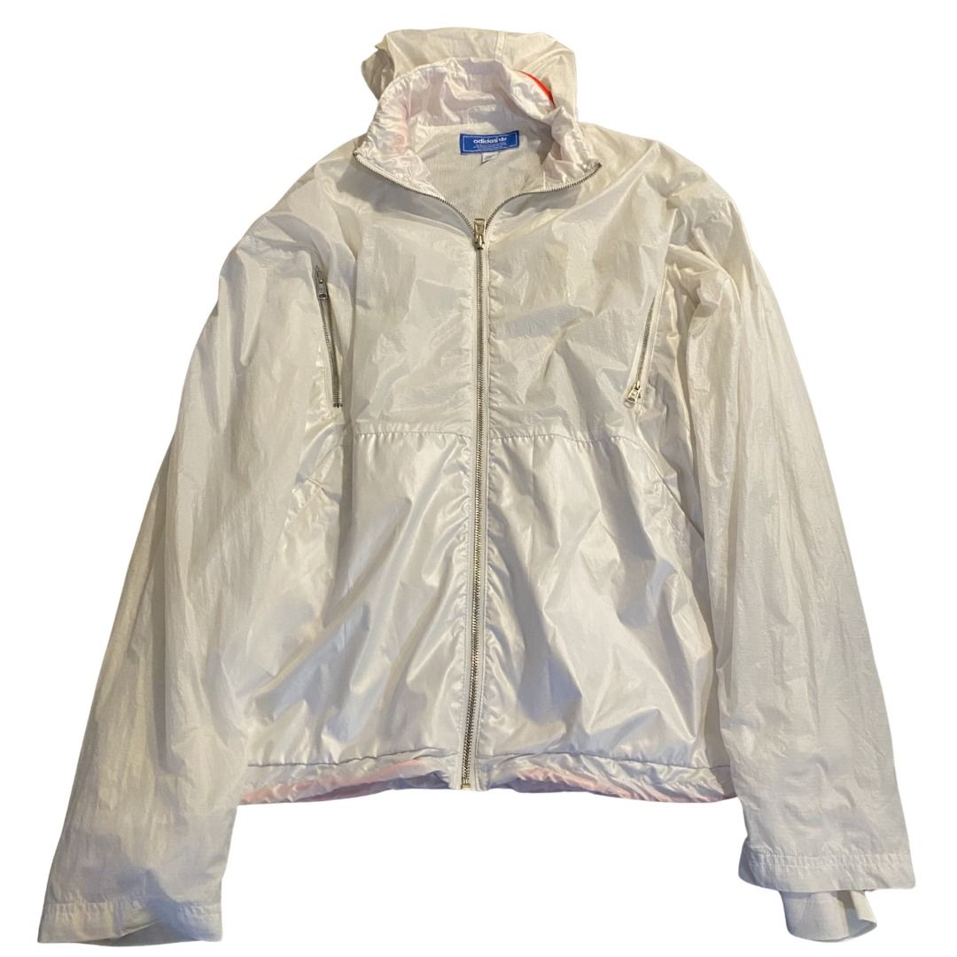 Authentic 2011 White Adidas Windbreaker Jacket (Category: Coats, Jackets and Outerwear) located in Palo. Submitted by probablyponce (Listing ID 1448071865, Image 1). Description: Selling my Authentic 2011 Adidas Windbreaker for only ₱275+ SF‼️ Width: 21 inches Length: 27 inches Issues: - Fading (Can be seen in pic) J&T Shipping 📦 Can meetup around Palo Area.