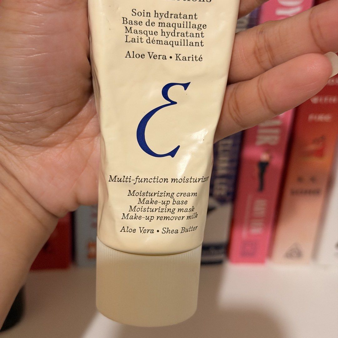 AUTHENTIC Embryolisse Lait Creme Moisturizer - Primer 75 ML (Category: Face Care) located in Meycauayan. Submitted by mcpinto (Listing ID 1448077113, Image 2). Description: 80% left - I just used it as a primer before makeup 09/2027 Expiry Rfs: I only use sunscreen now before applying makeup Authentic.