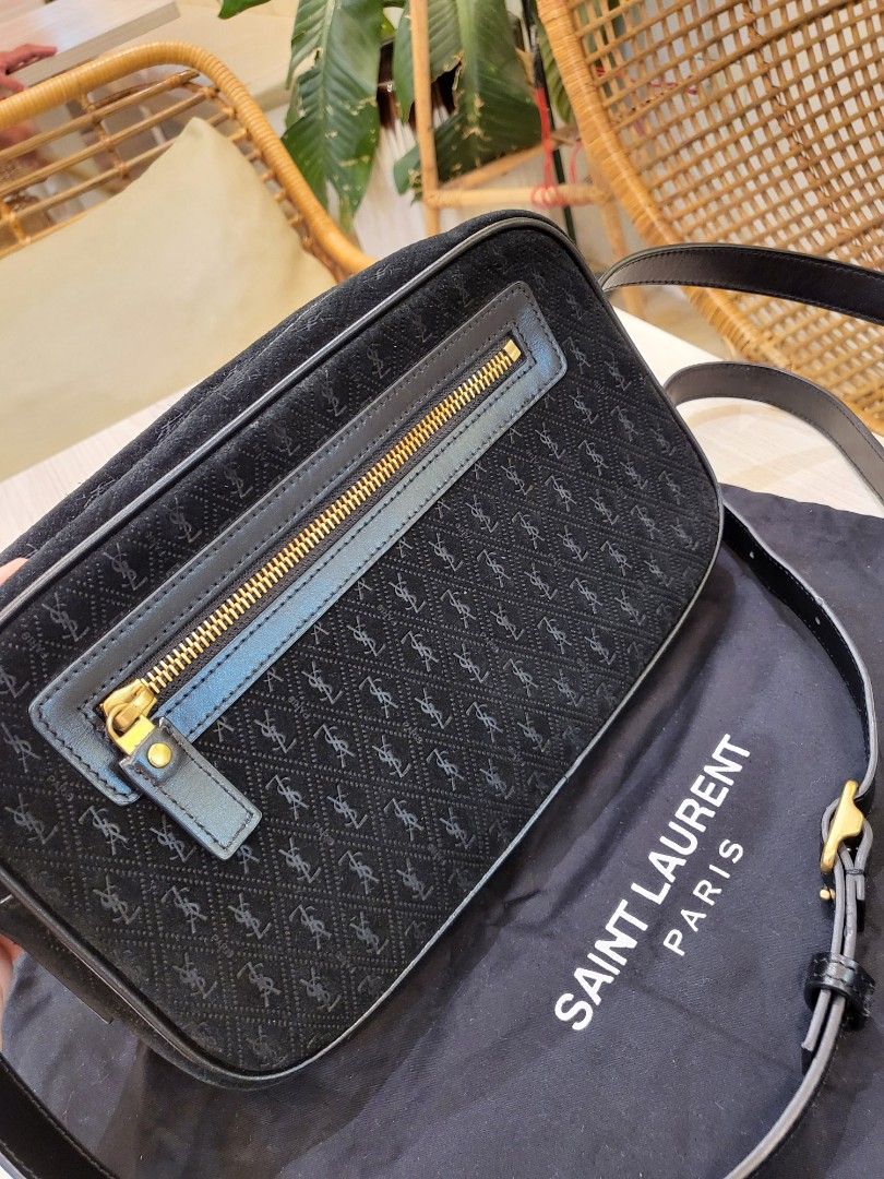 AUTHENTIC YSL FROM JAPAN (Category: Luxury Bags & Wallets) located in Manila. Submitted by mrszregeng (Listing ID 1447976650, Image 2). Description: 🇯🇵 BOUGHT IN JAPAN 💯 MONEY BACK GUARANTEED WITH DUSTBAG.