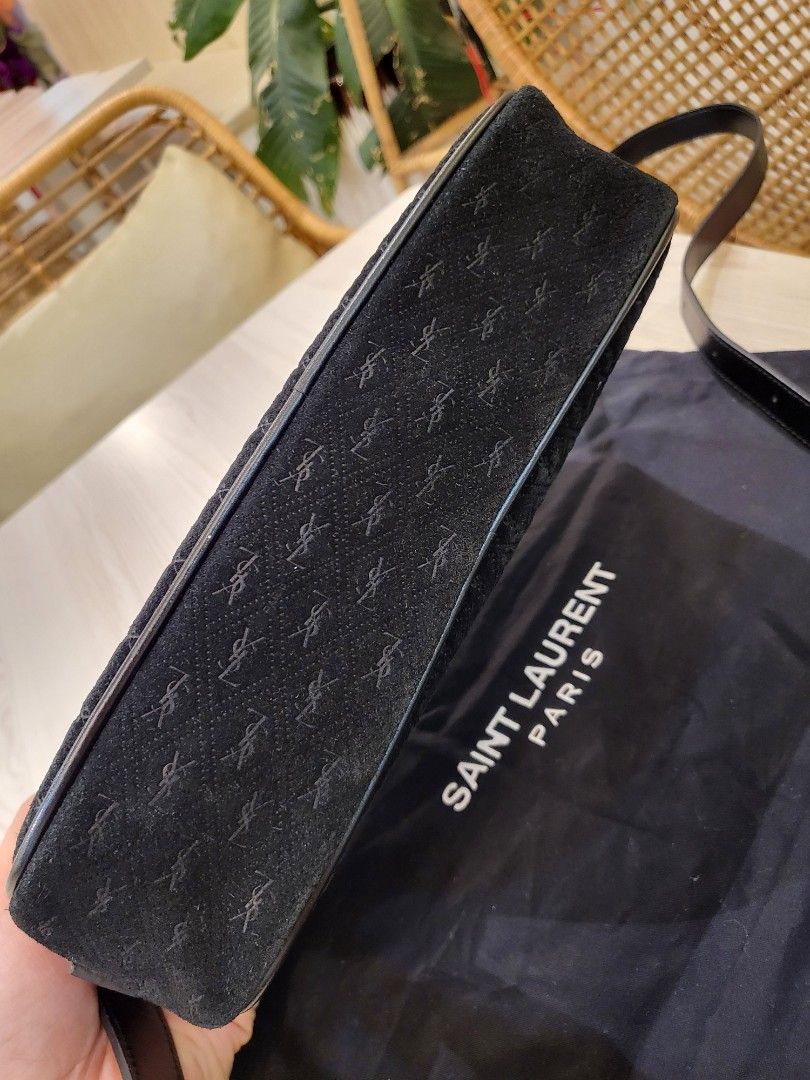 AUTHENTIC YSL FROM JAPAN (Category: Luxury Bags & Wallets) located in Manila. Submitted by mrszregeng (Listing ID 1447976650, Image 3). Description: 🇯🇵 BOUGHT IN JAPAN 💯 MONEY BACK GUARANTEED WITH DUSTBAG.