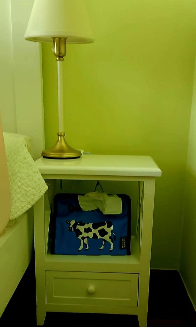 Bed side table (Category: Tables & Sets) located in Singapore. Submitted by bravowewe (Listing ID 1447997261, Image 1). Description: 2 * Beau White bed side table Measurement : L30 * B40 * H 52 Cash and carry Deal.