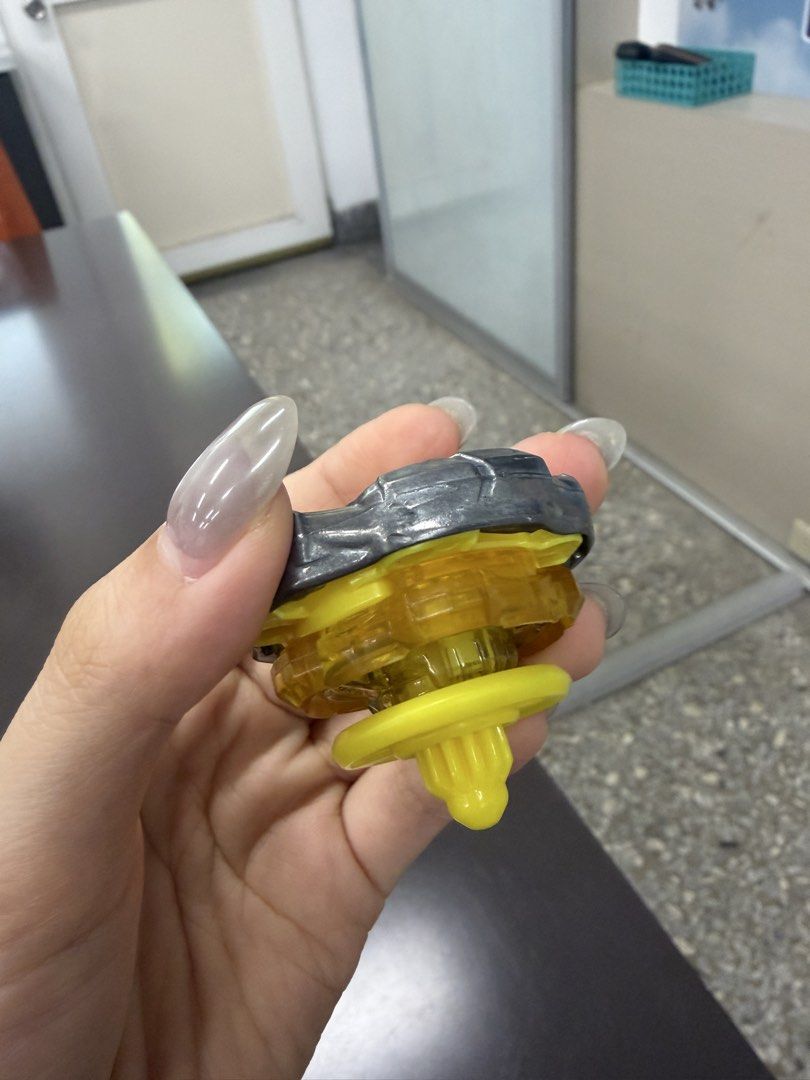 由 peiiiiiii____ (刊登 ID 1447925729，圖片 3) 提交，位於 台中市 (Taichung) 的 BEYBLADE X戰鬥陀螺X UX-03魔導神杖 (類別：玩具、公仔、桌遊)，說明：。