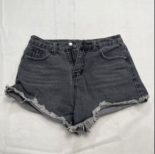 (Category: ) located in . Submitted by pepperstoremerch (Listing ID 1448029349, Image 1). Description: .