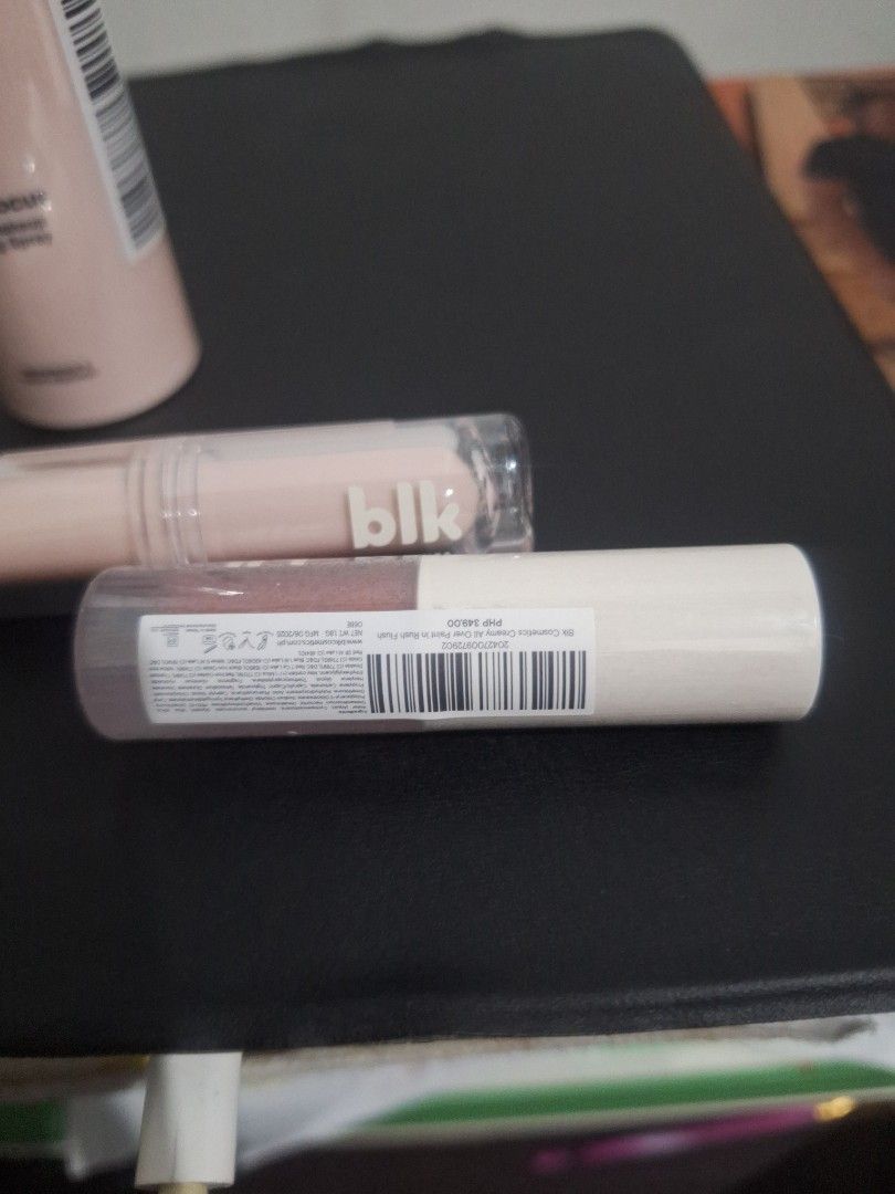 BLK make up set (Category: Makeup) located in Manila. Submitted by shopamanila (Listing ID 1448022406, Image 3). Description: make up spray lipstick glossdrip.